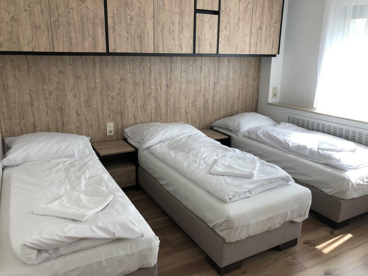 Duna Vendeghaz Hotell Fadd-Dombori Exteriör bild