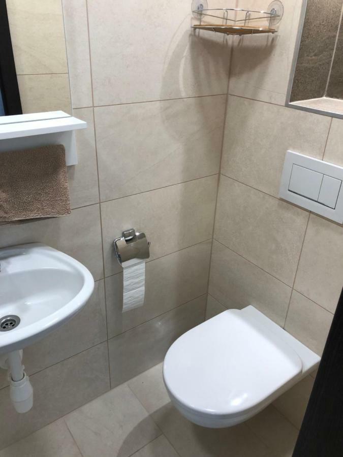 Duna Vendeghaz Hotell Fadd-Dombori Exteriör bild
